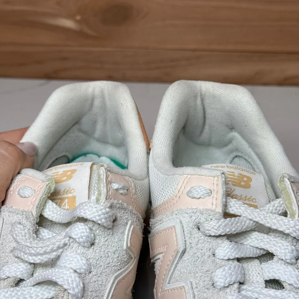 New Balance Sneakers 574 Calm Taupe WL574CS3‎ Women's Size 8.5/ Men's 7 - Picture 12 of 14
